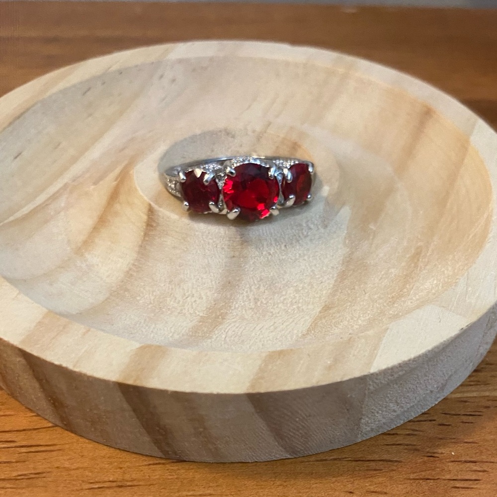 NEW Classic Ruby red 3-stone ring